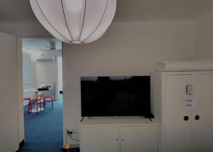 Sinchon Station Line 2 Exit 3 And 4 Min Three-room Hongdae * ソウル特別市