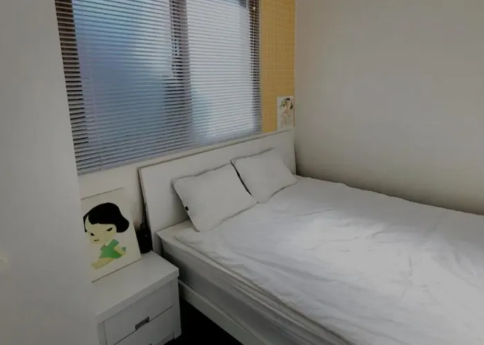 アパート Sinchon Station Line 2 Exit 3 And 4 Min Three-room Hongdae